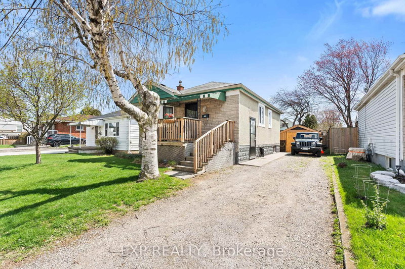 25 East 39th St, Hamilton, L8V 4G9 | Image 2