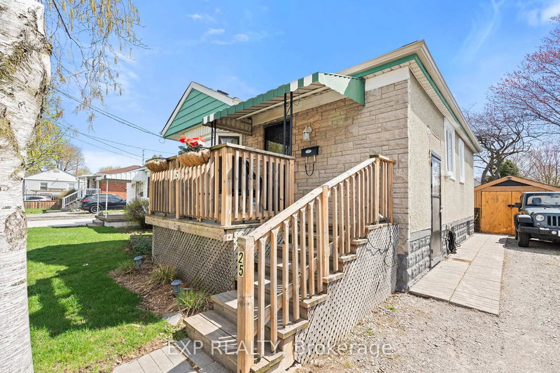25 East 39th St, Hamilton, L8V 4G9 | Image 3
