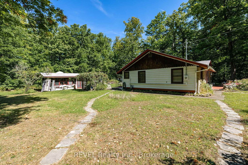 3052 Maple Ave, Fort Erie, L0S 1N0 | Image 3