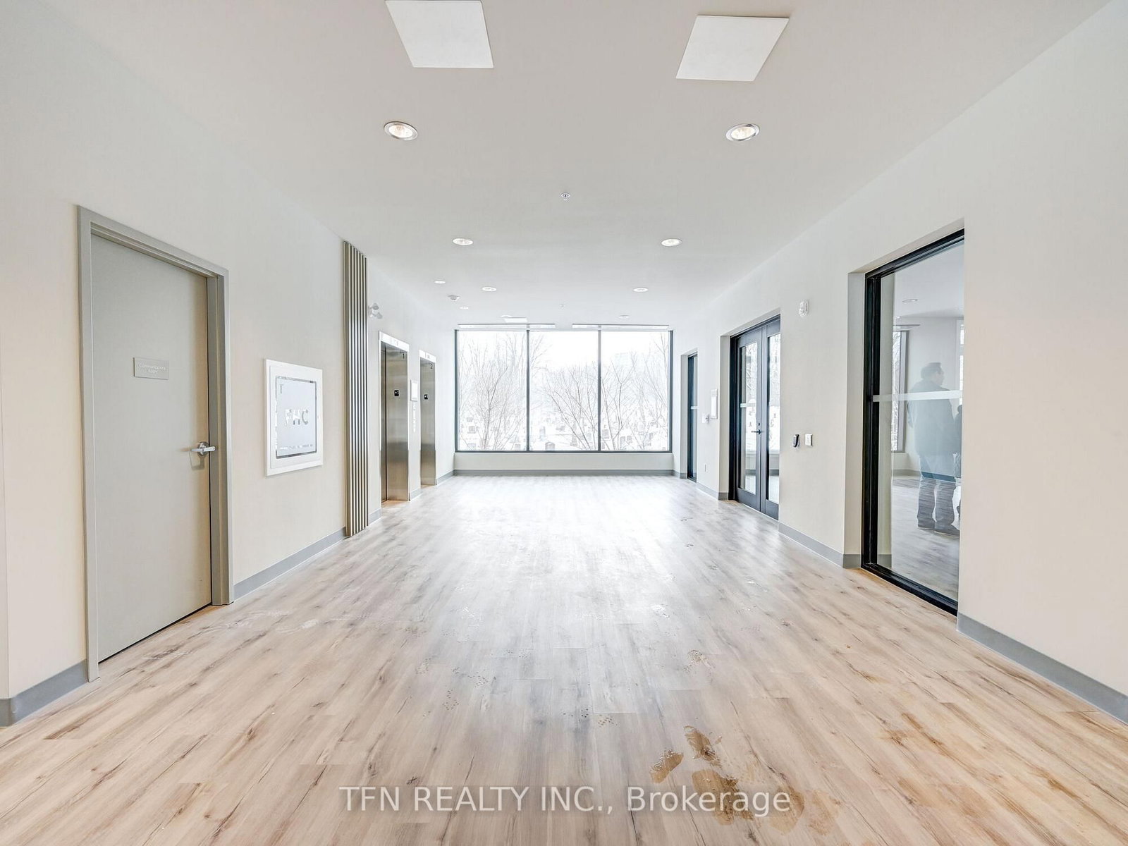107 Roger Street N, Unit 307 - Photo 6
