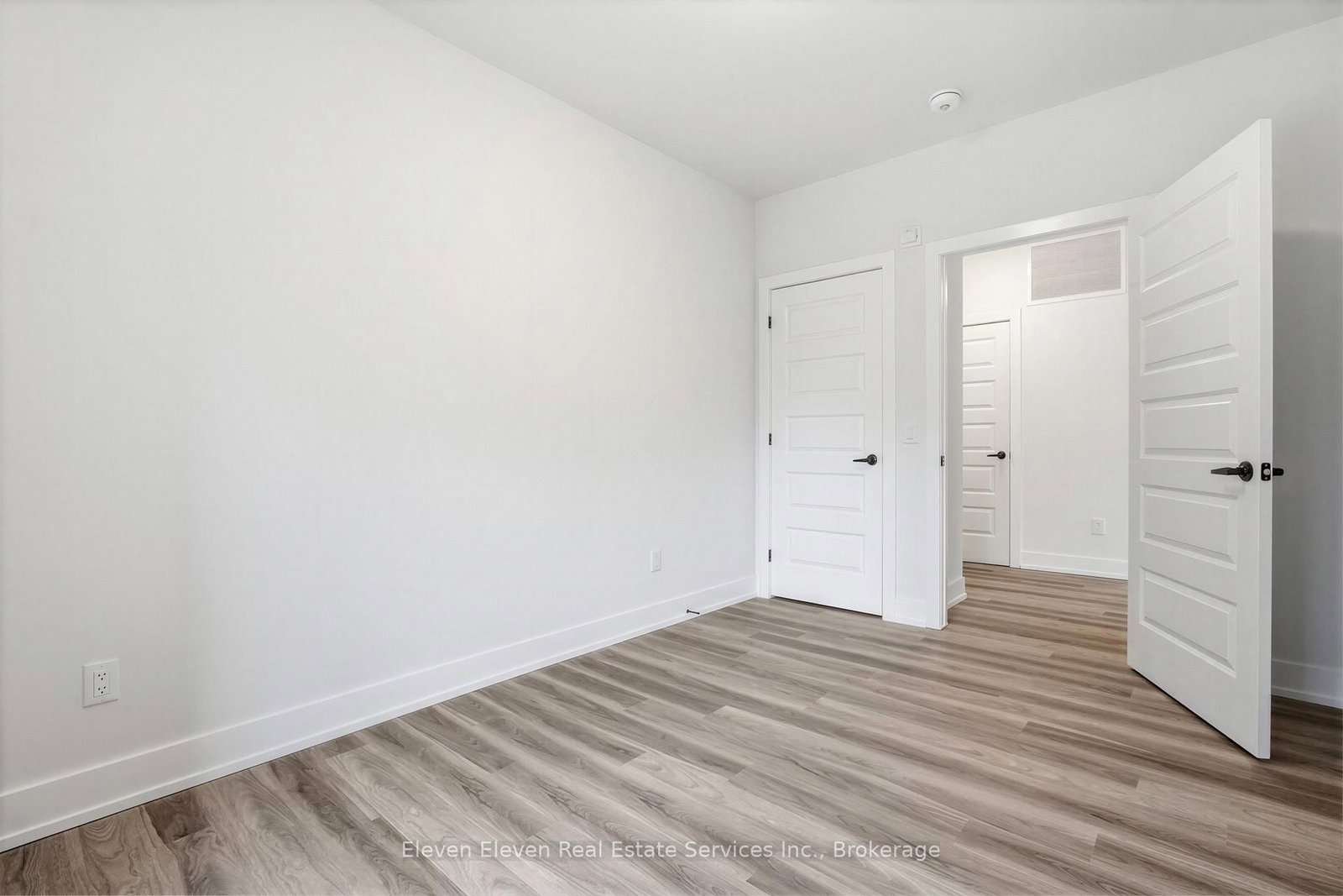 1100 Lackner Place, Unit 301 - Photo 19