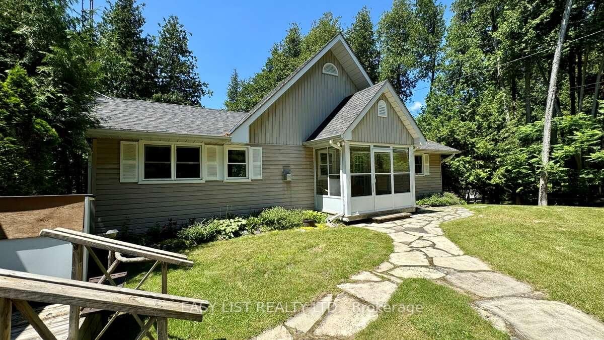 1990 White Lake Road • Douro-Dummer, ON photo 32