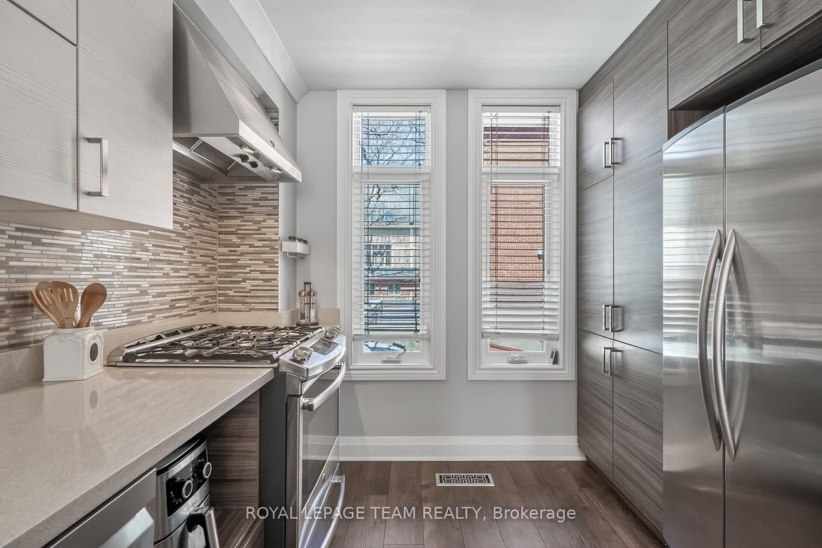 72 GREENFIELD Avenue, Unit 10 - Photo 11