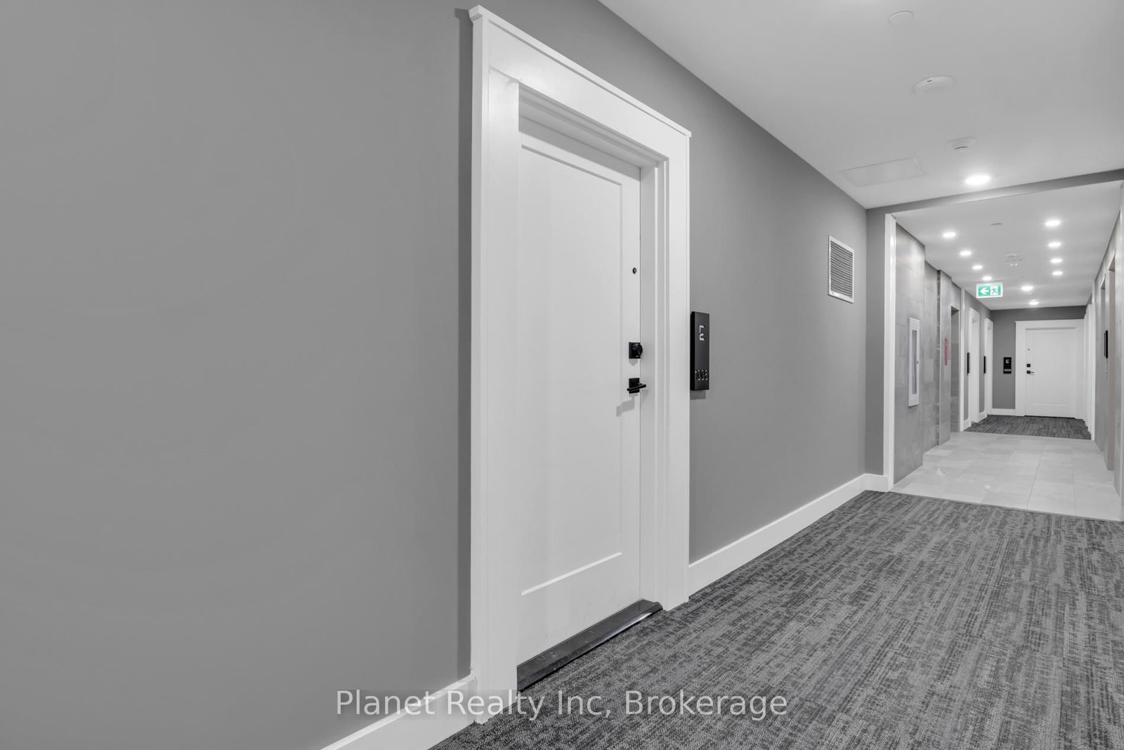 71 WYNDHAM Street S, Unit 1006 - Photo 2