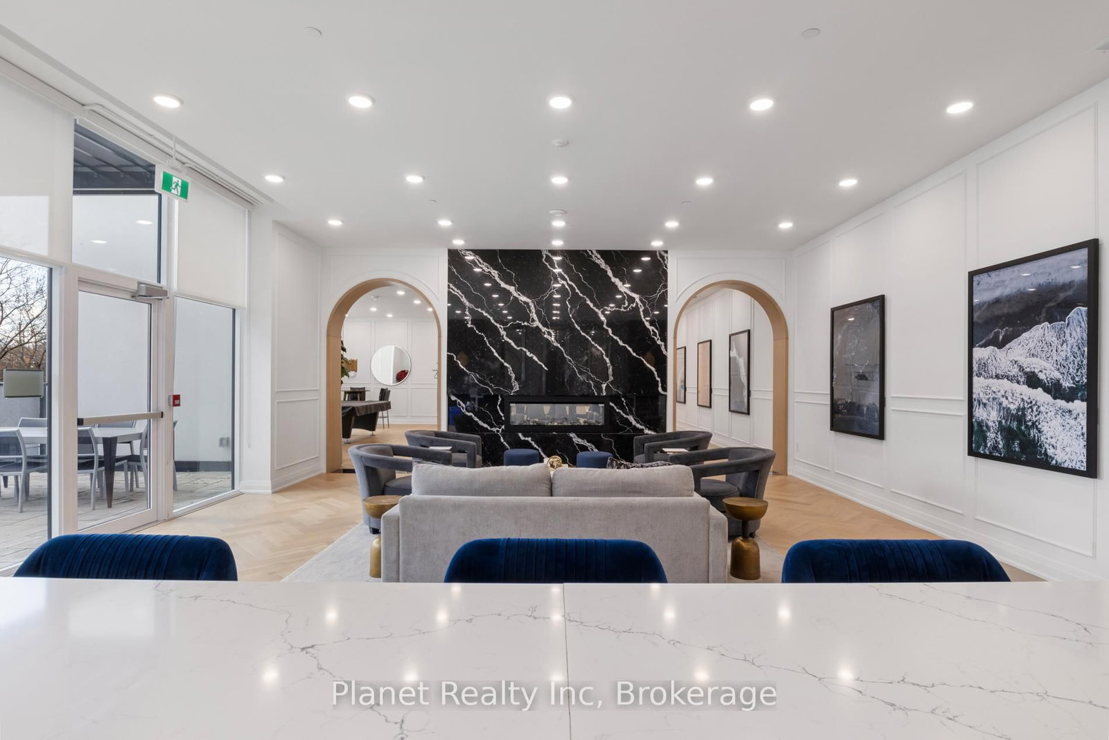 71 WYNDHAM Street S, Unit 1006 - Photo 33