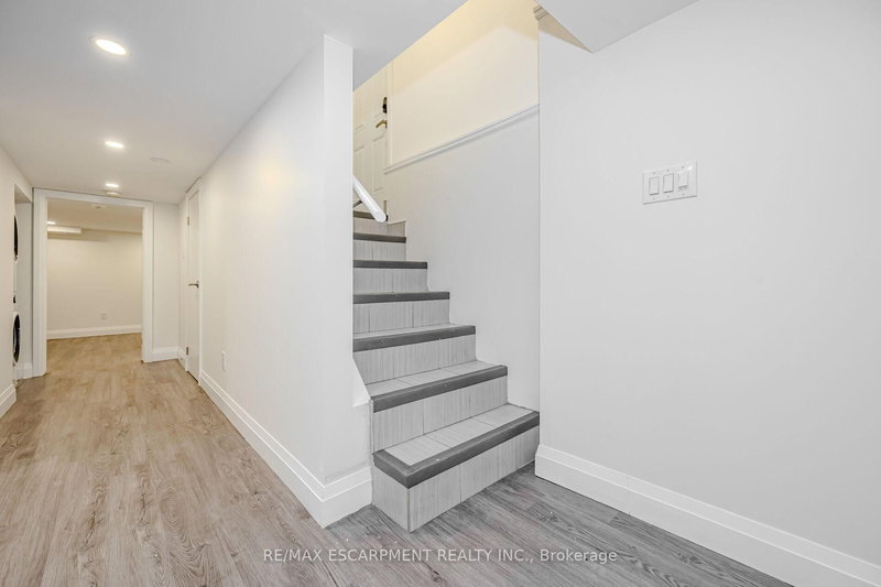1-Lower Lvl - 74 CATHCART St, Hamilton, L8R 1M5 | Image 2