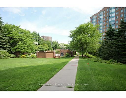 1025 Grenon Avenue, Unit 409 - Photo 18