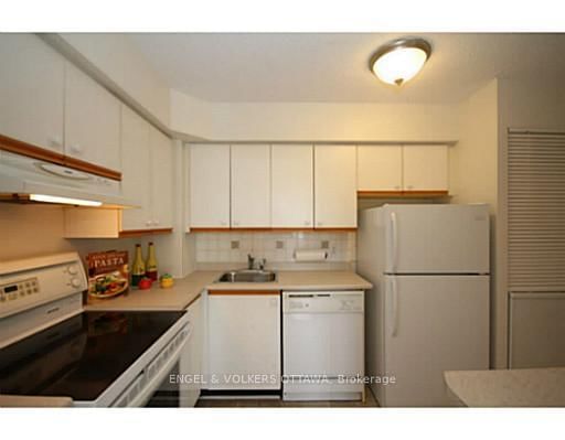 1025 Grenon Avenue, Unit 409 - Photo 8