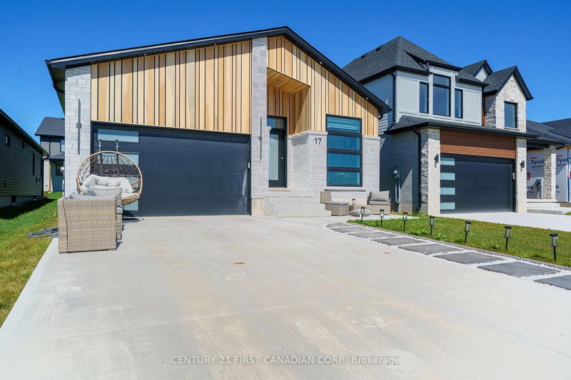 17 Sheldabren St, North Middlesex, N0M 1A0 | Image 2