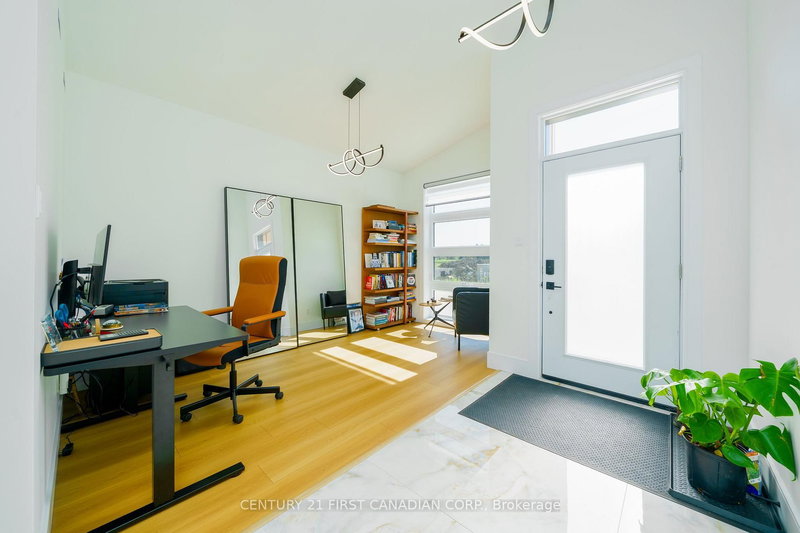 17 Sheldabren St, North Middlesex, N0M 1A0 | Image 3