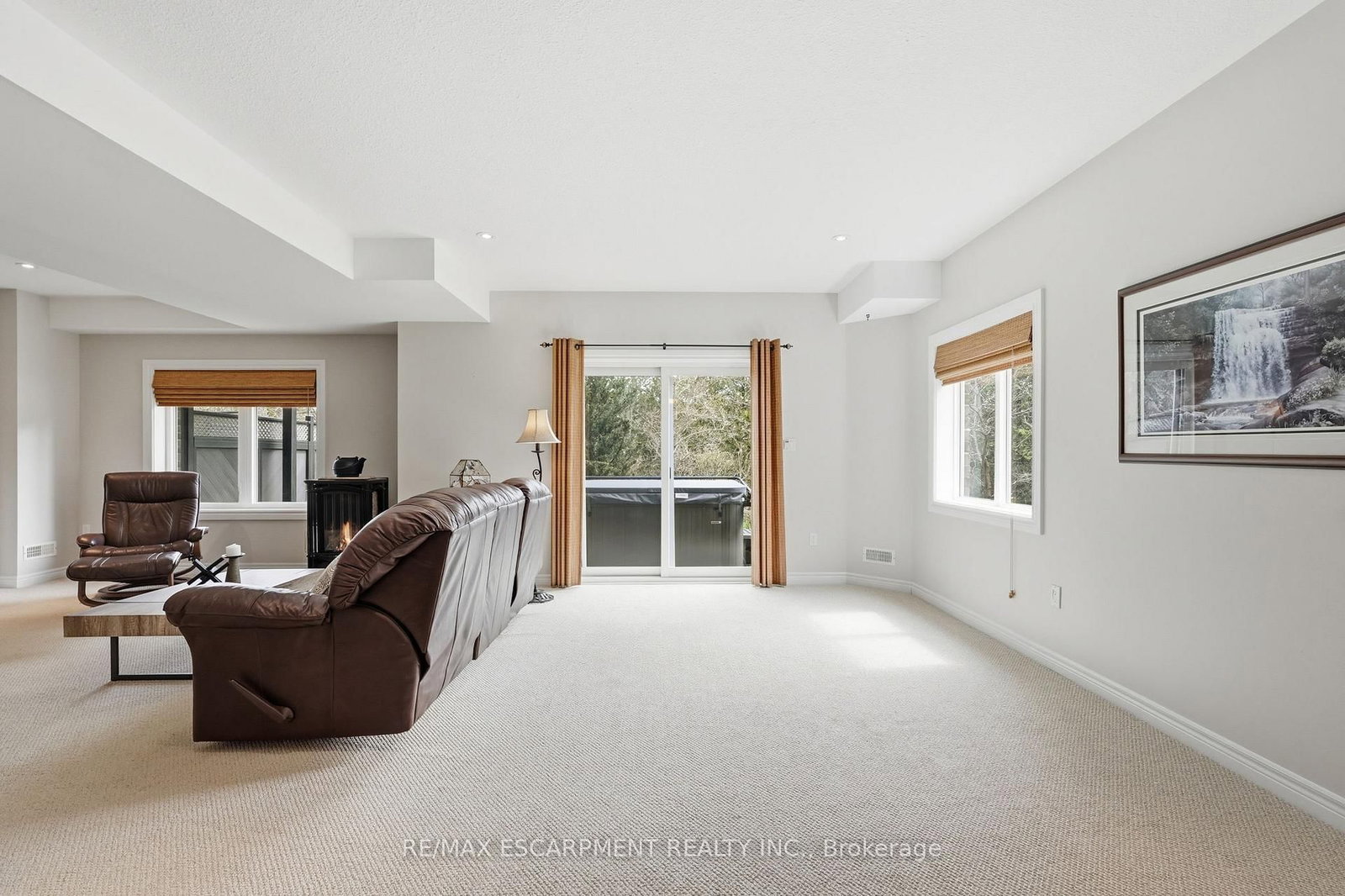 253 Millview Court - Photo 37