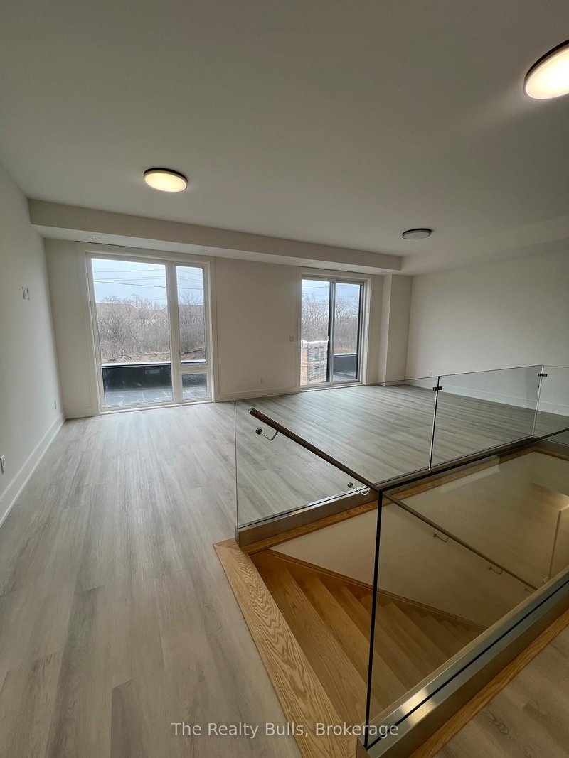 64 - 3 Abbot St, St. Catharines, L2P 2G3 | Image 3