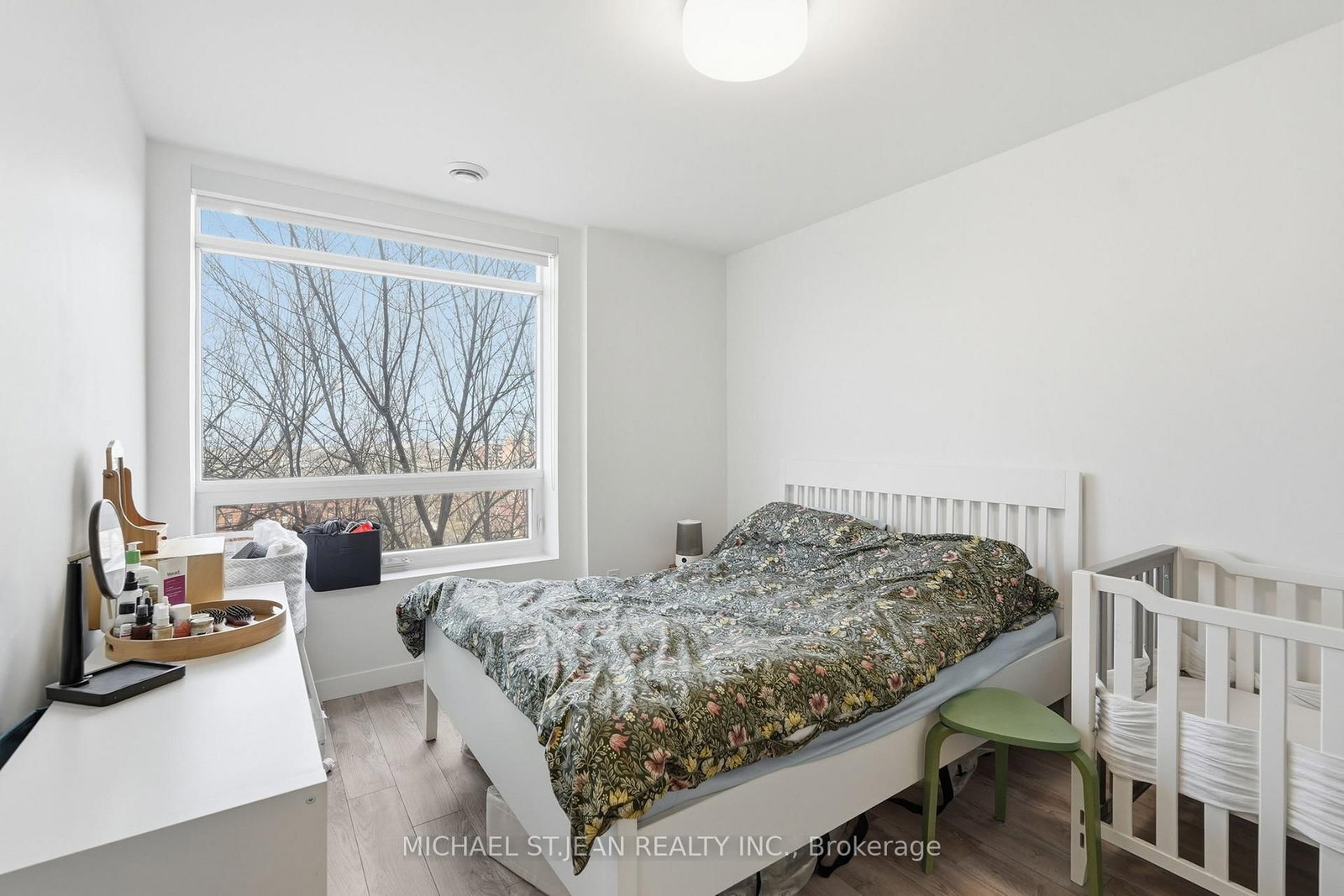 479 Charlton Avenue E, Unit 306 - Photo 15