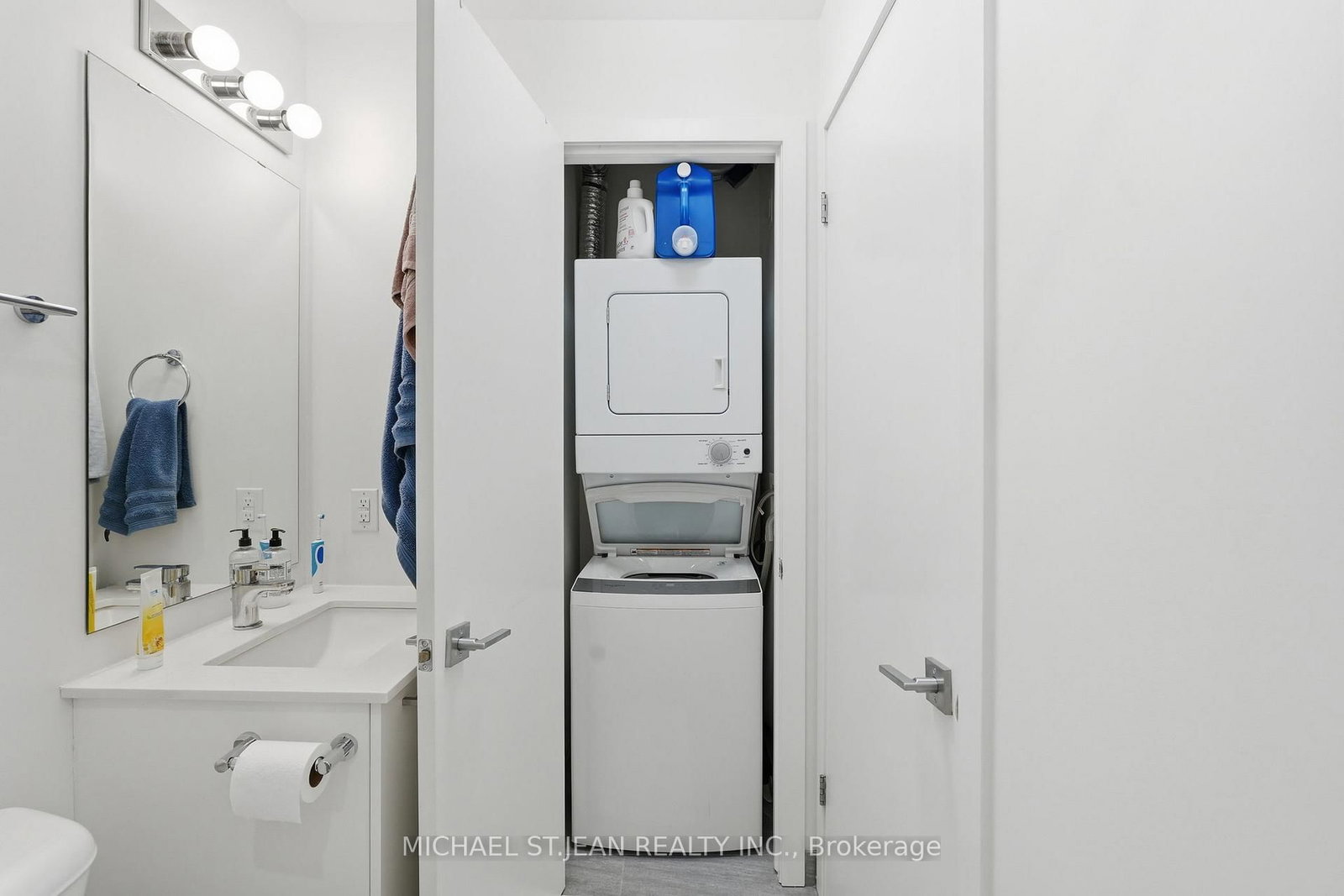 479 Charlton Avenue E, Unit 306 - Photo 19