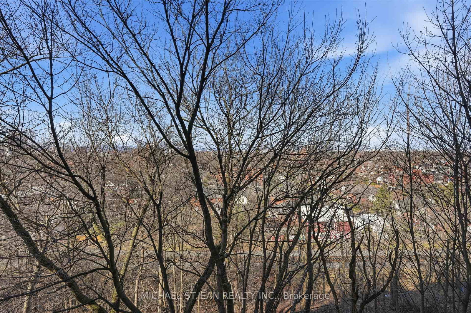 479 Charlton Avenue E, Unit 306 - Photo 22