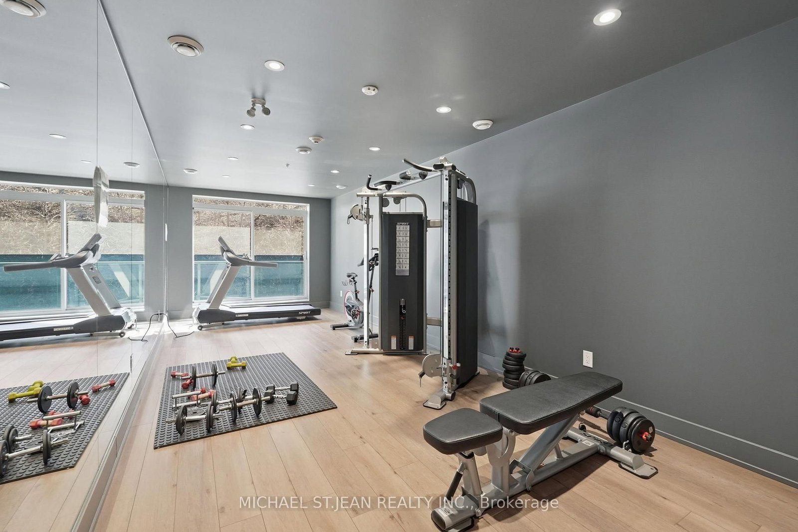 479 Charlton Avenue E, Unit 306 - Photo 23