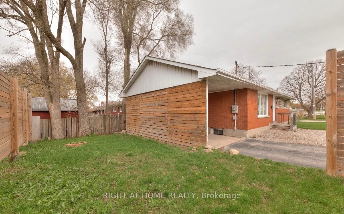 484 Speedvale Avenue E, Unit Upper - Photo 2