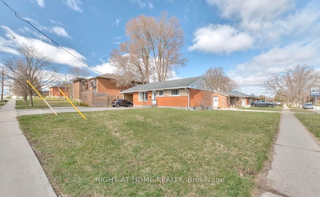 Lower - 484 Speedvale Avenue E