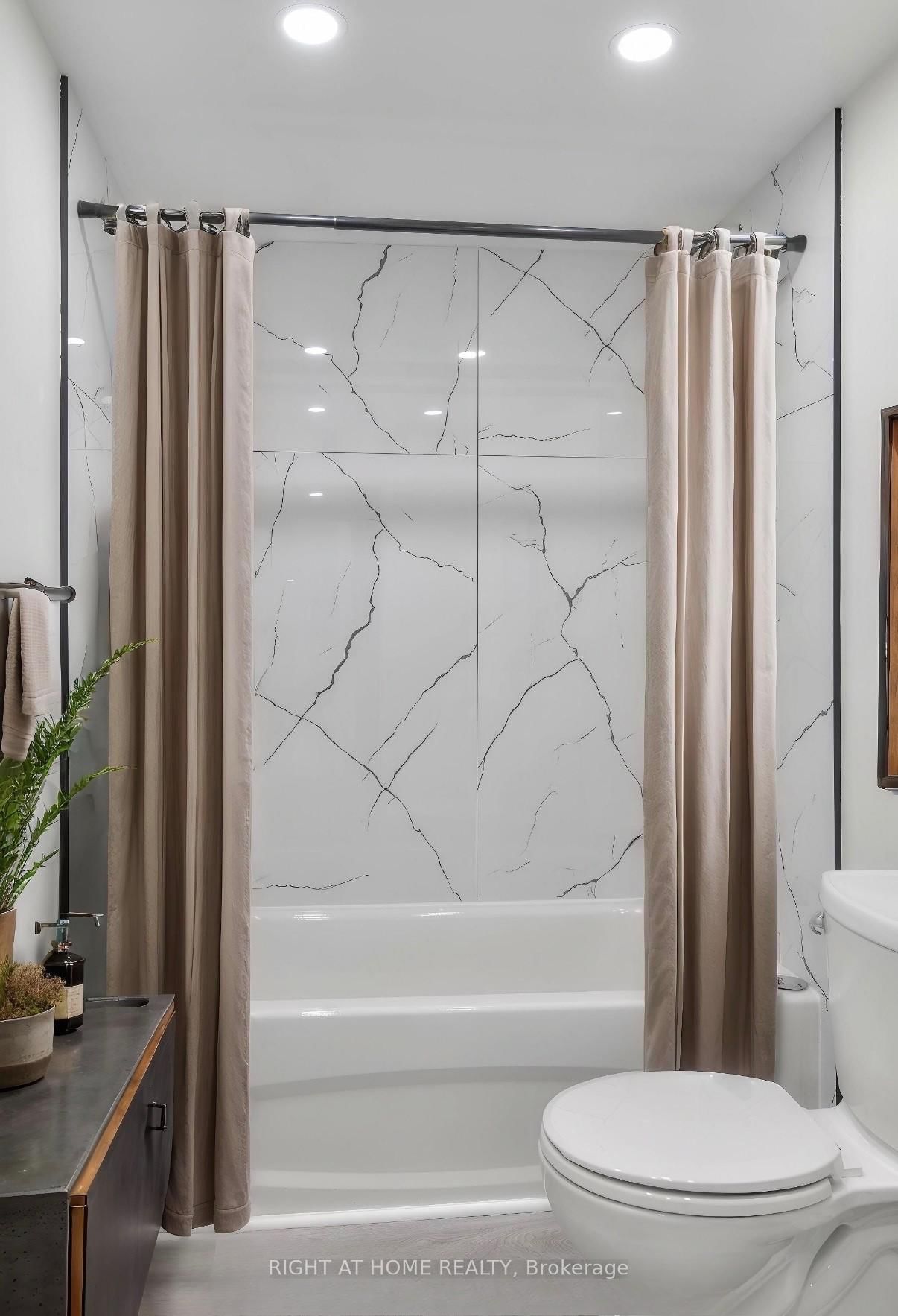 484 Speedvale Avenue E, Unit Lower - Photo 10