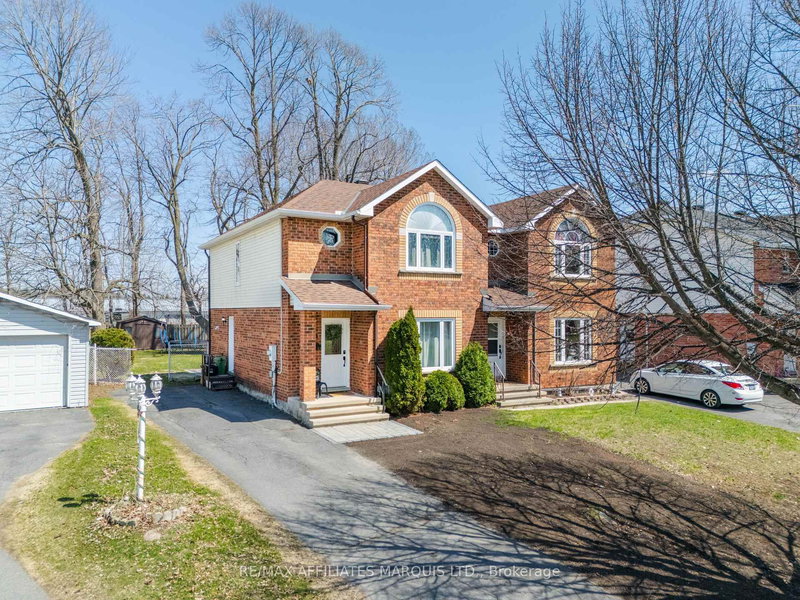 2333 Emily Cres, Cornwall, K6H 7H5 | Image 2