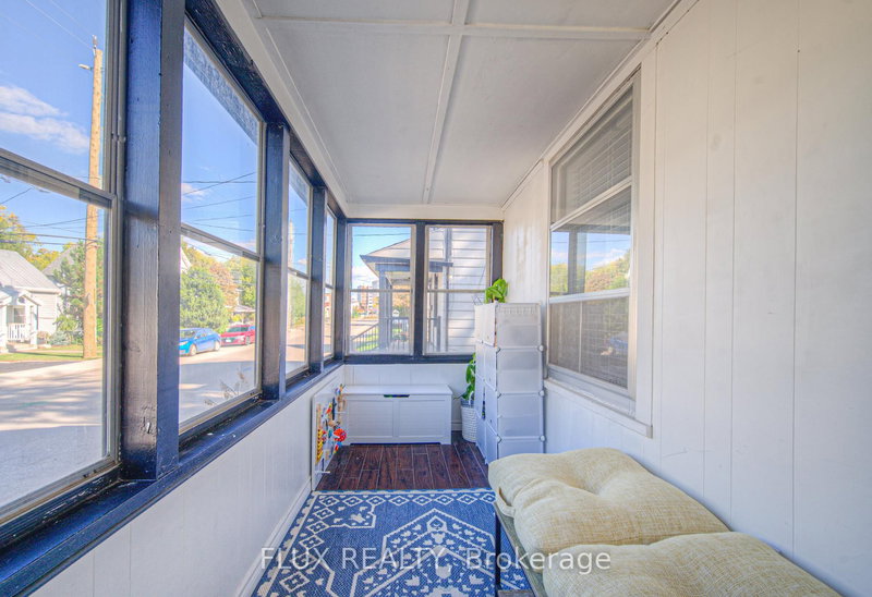 12 Jones St, Hamilton, L8E 5J4 | Image 2