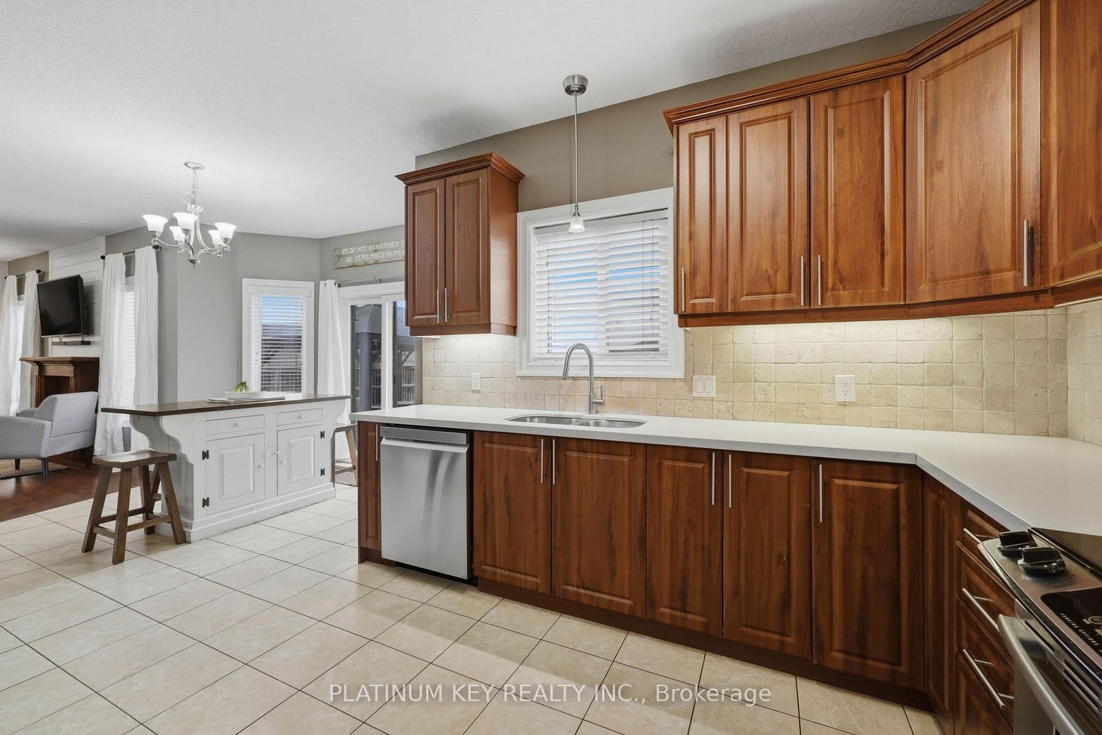 979 Moy Crescent - Photo 15