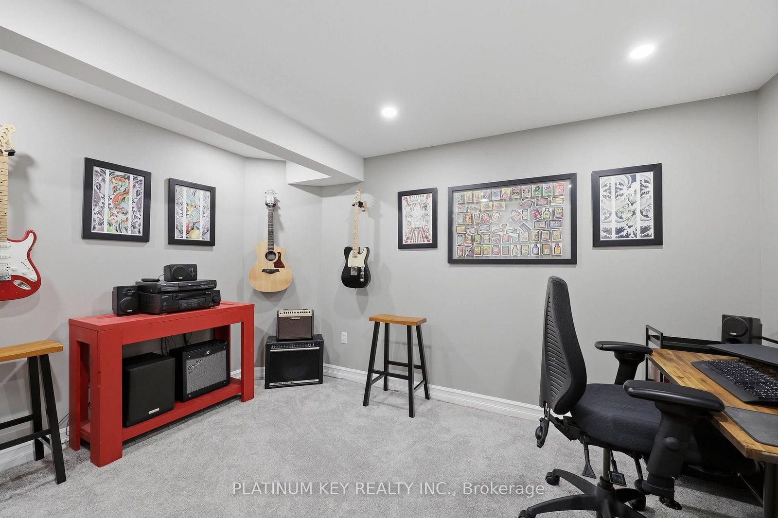 979 Moy Crescent - Photo 36