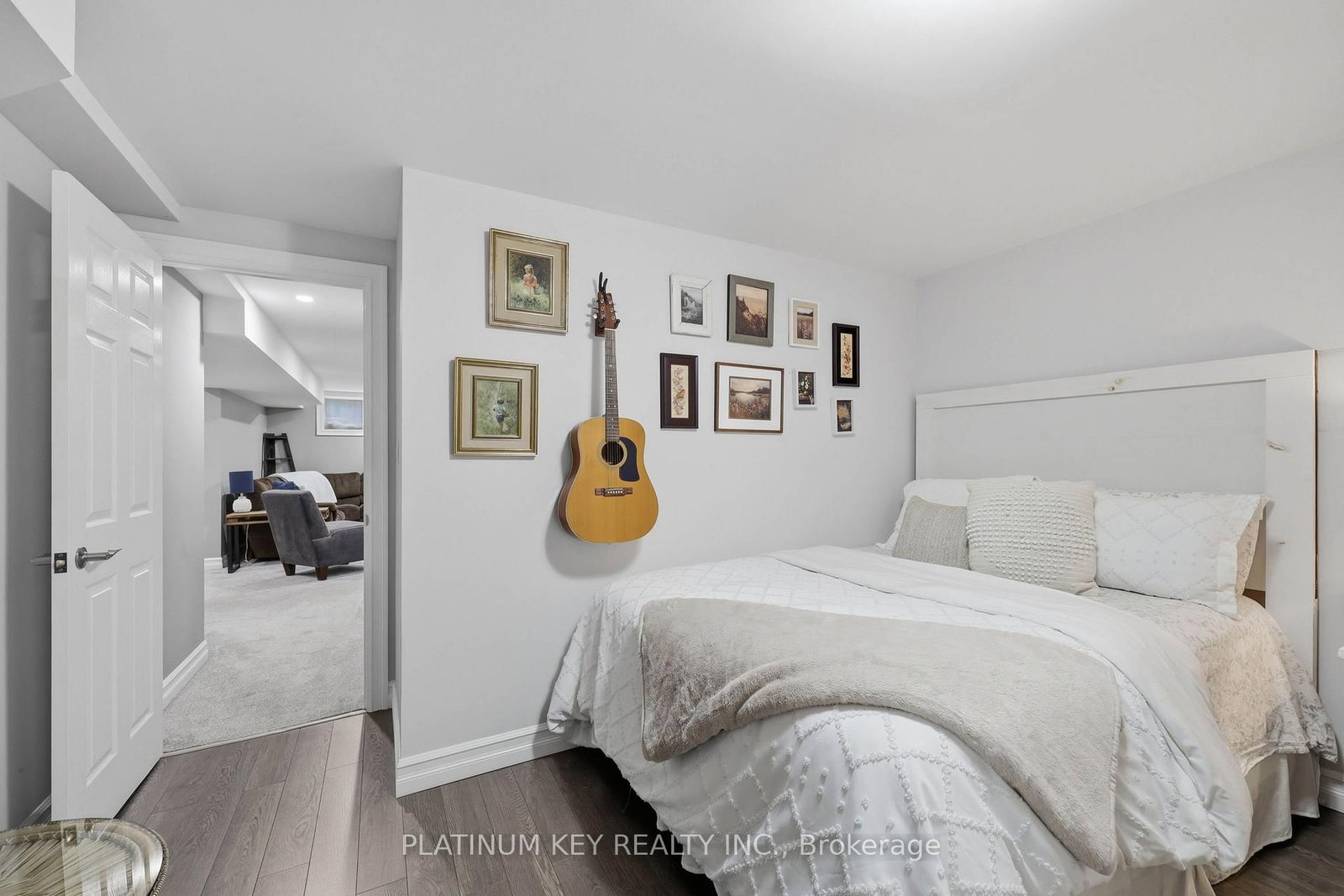 979 Moy Crescent - Photo 39