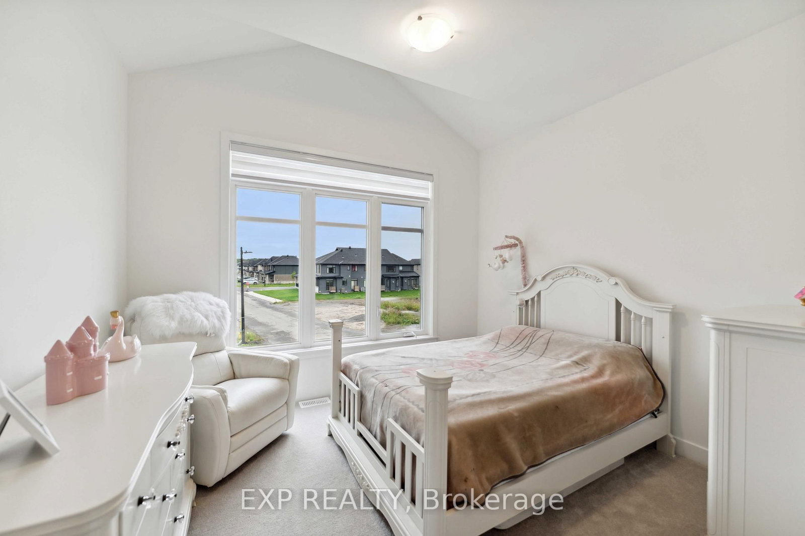 748 OVATION Grove - Photo 33