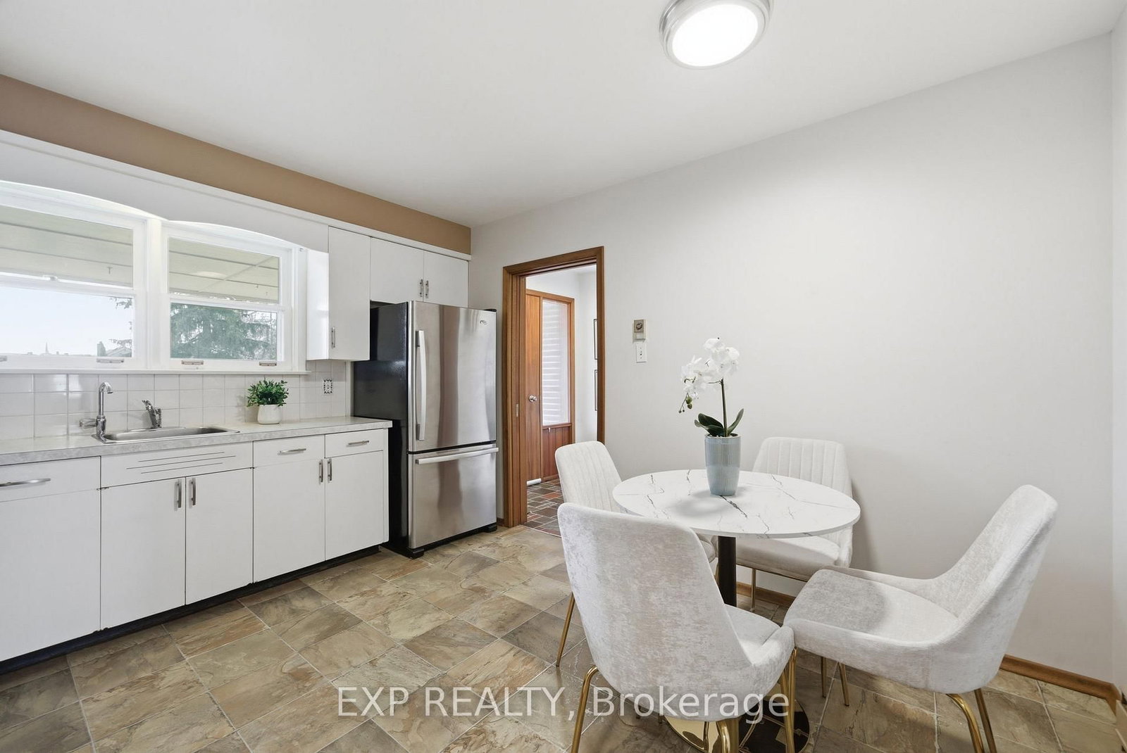 20 Roosevelt Street - Photo 15