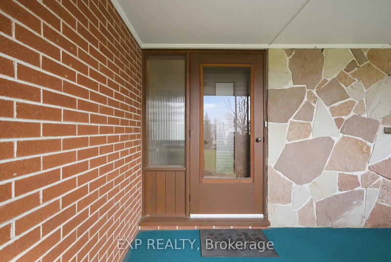 20 Roosevelt St, Kawartha Lakes, K9V 2X7 | Image 3