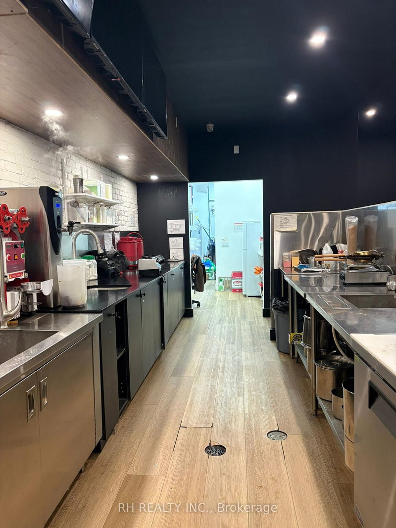 8 - 100 Fourth Ave, St. Catharines, L2S 3P2 | Image 2