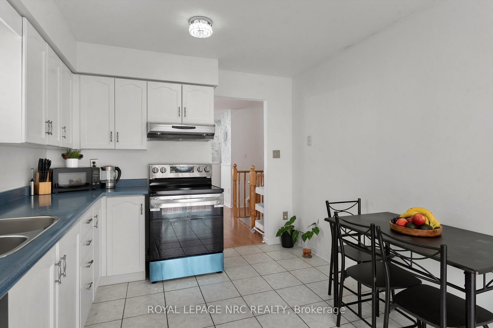 147 St. Lawrence Drive - Photo 14