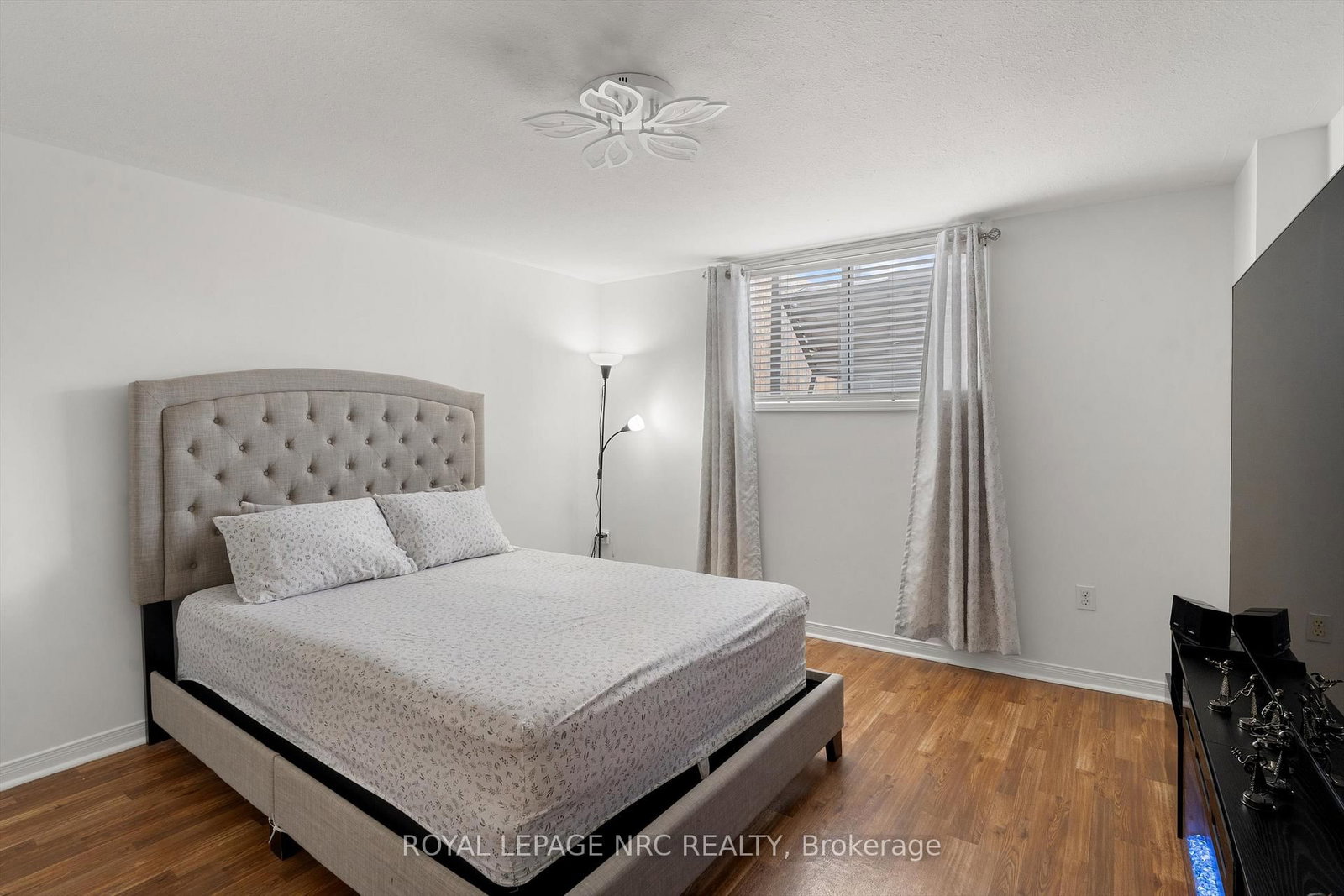 147 St. Lawrence Drive - Photo 23