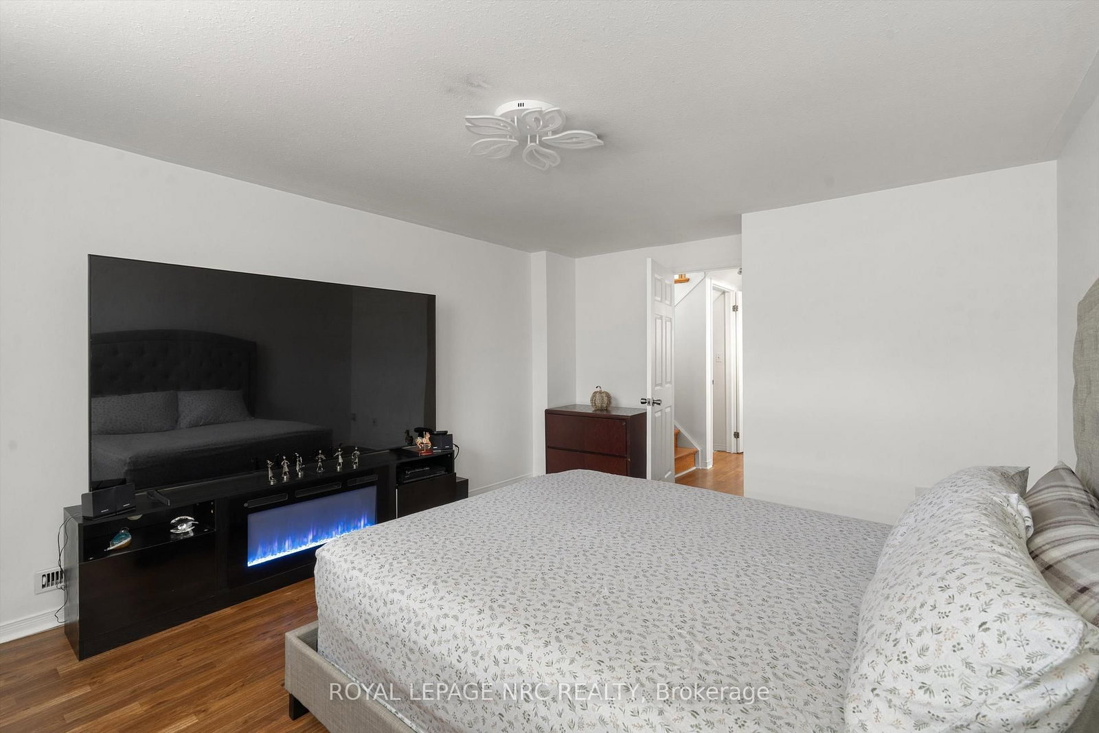 147 St. Lawrence Drive - Photo 24