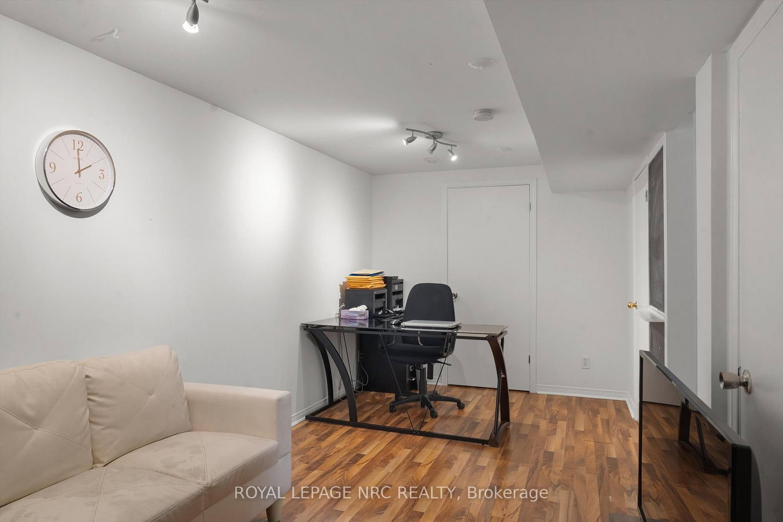 147 St. Lawrence Drive - Photo 26