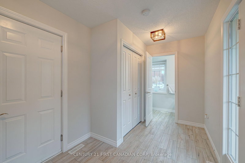 36 - 3399 Castle Rock Pl, London South, N6L 0C8 | Image 3