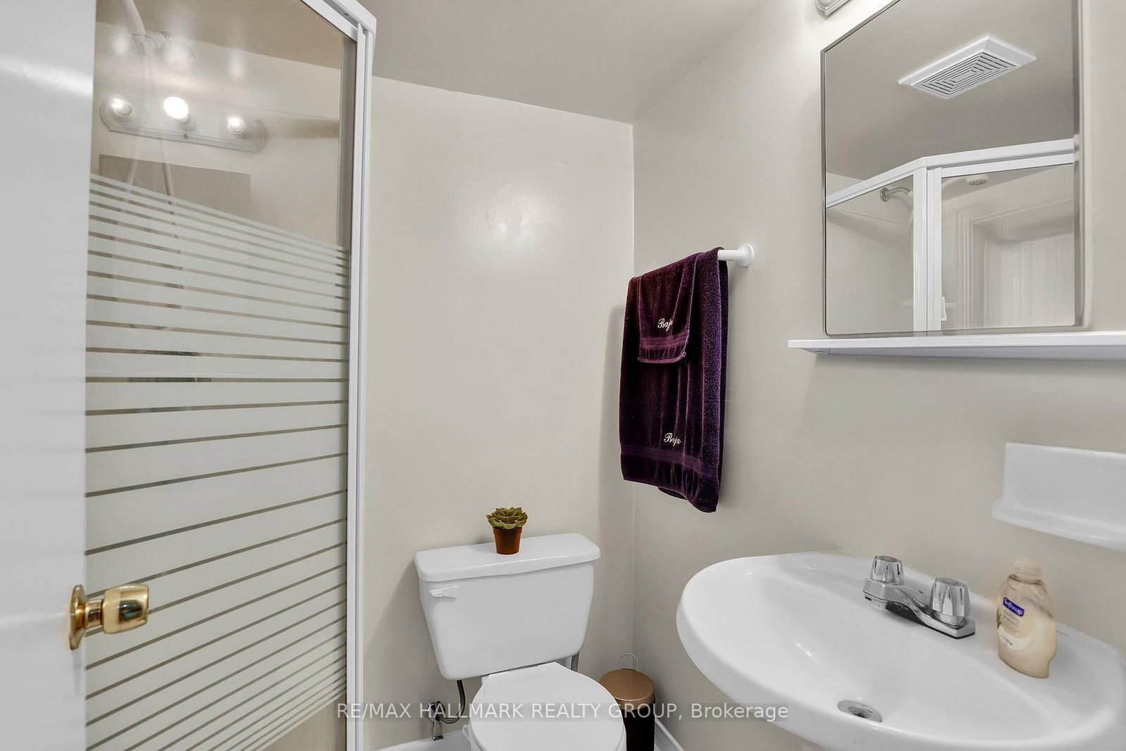 730 Malibu Terrace - Photo 23