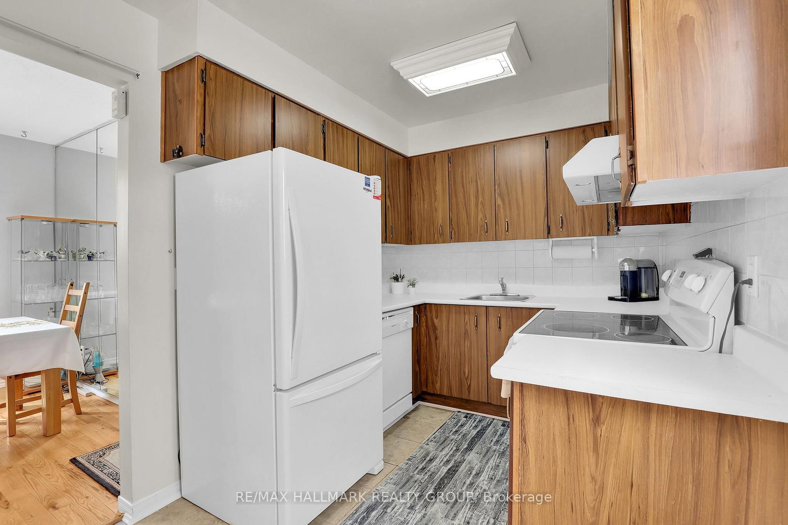 730 Malibu Terrace - Photo 7