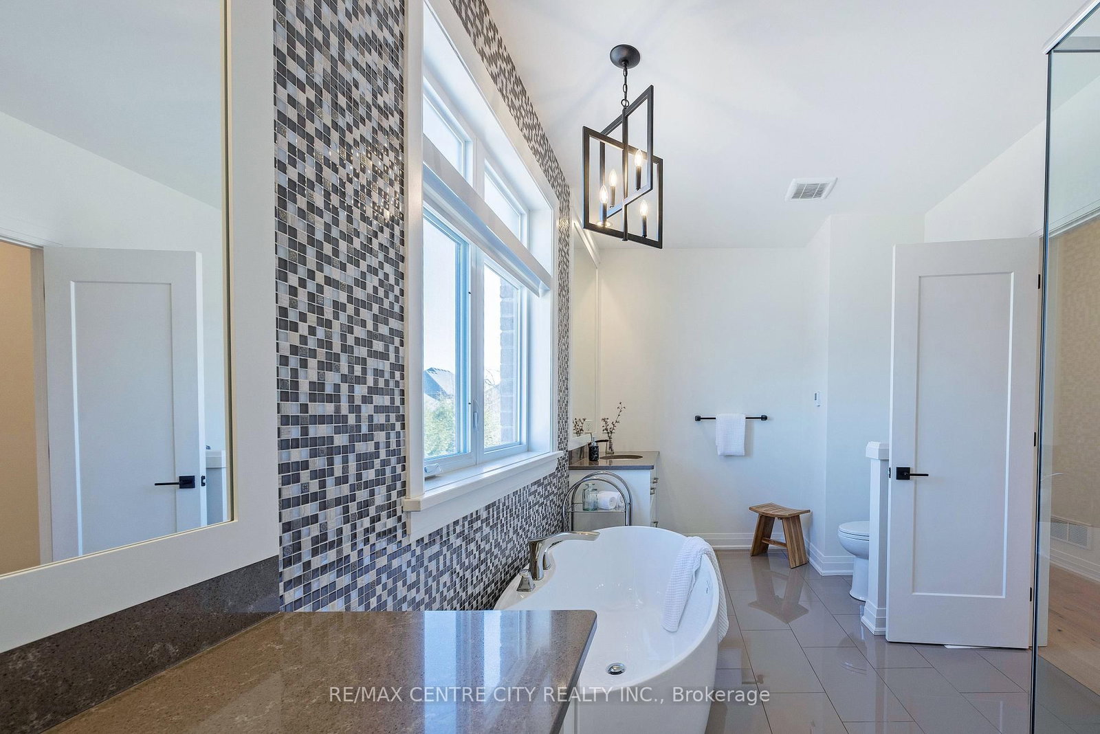 1166 Riverbend Road, Unit 7 - Photo 19