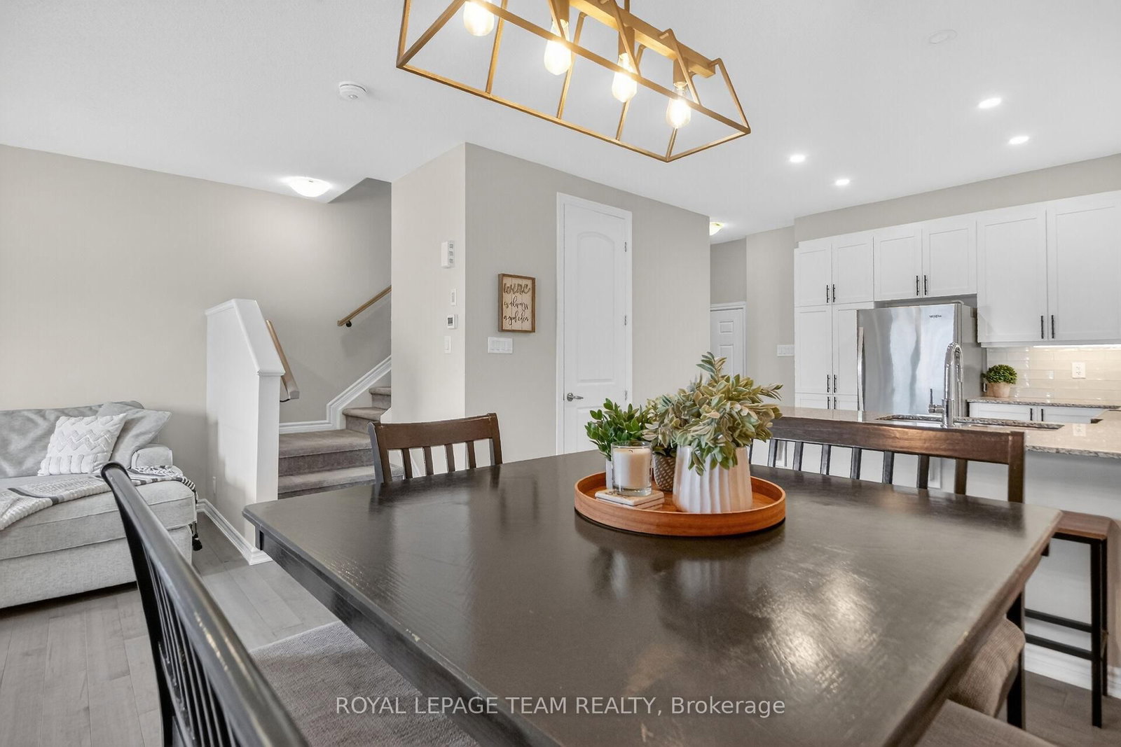 802 Bascule Place • Richmond, ON photo 10