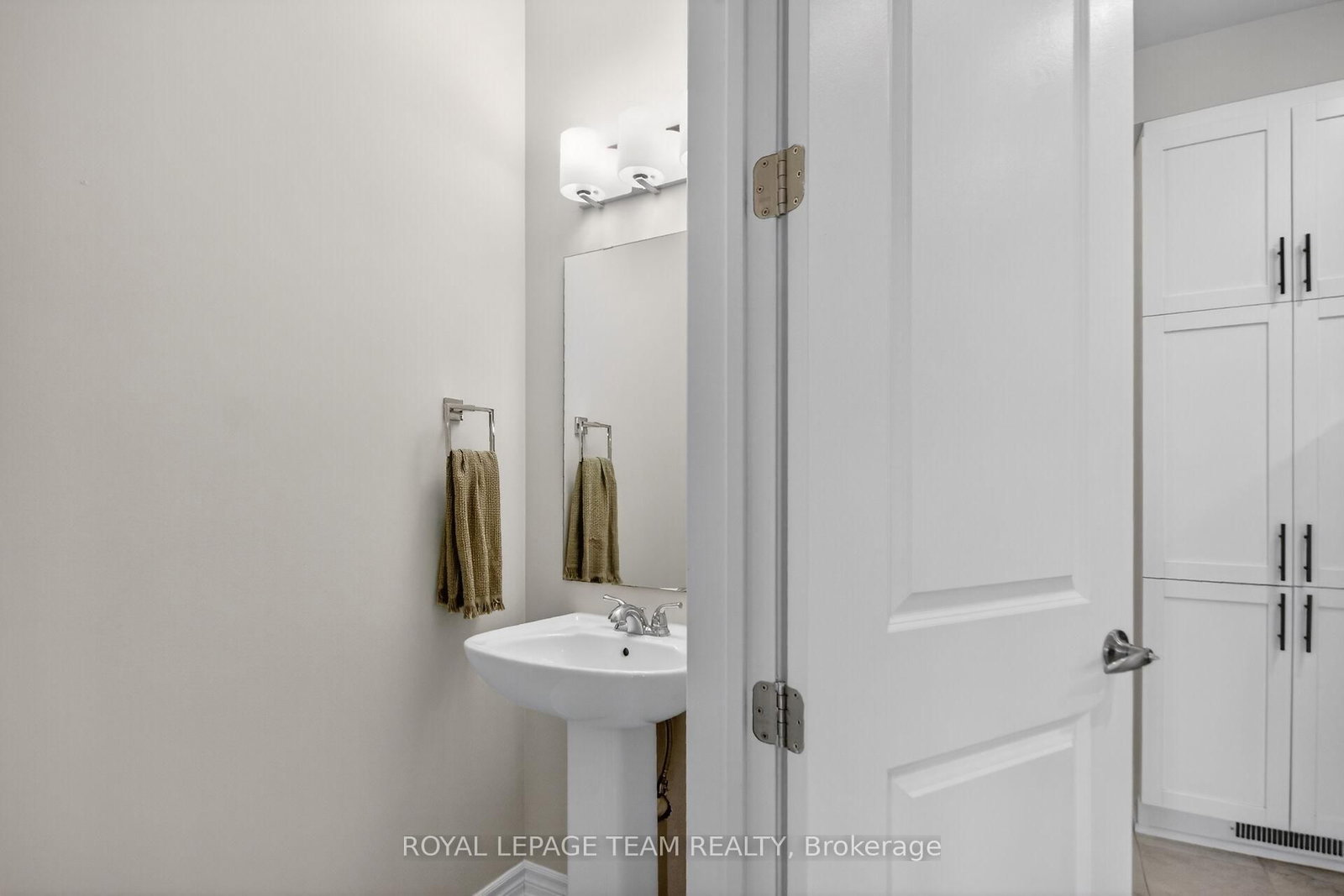 802 Bascule Place - Photo 16