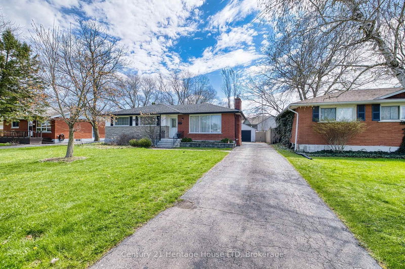 4114 Campbell Ave, Niagara Falls, L2G 6R4 | Image 2
