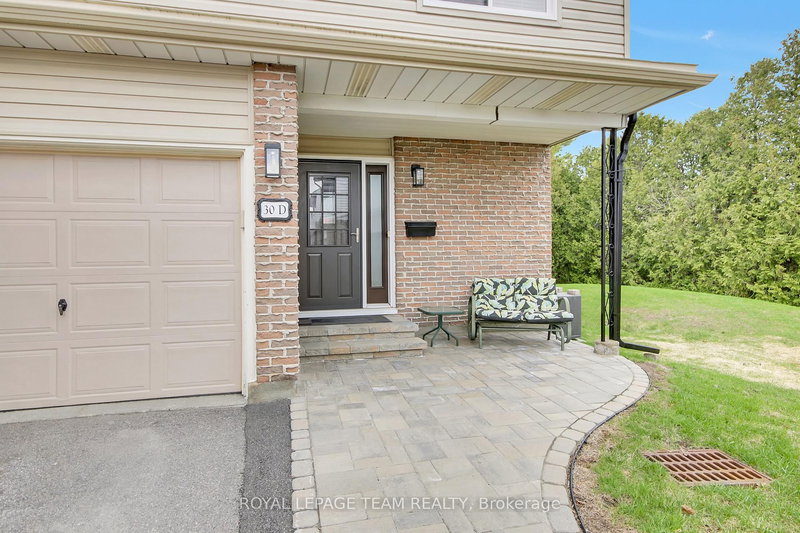D - 30 Black Forest Lane, Ottawa, K2H 5C8 | Image 3