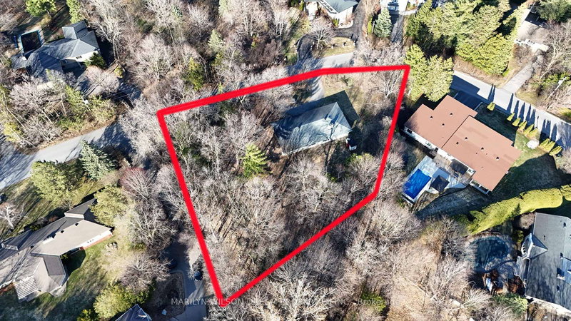 10 Cedar Rd, Gloucester, K1J 6L4 | Image 2