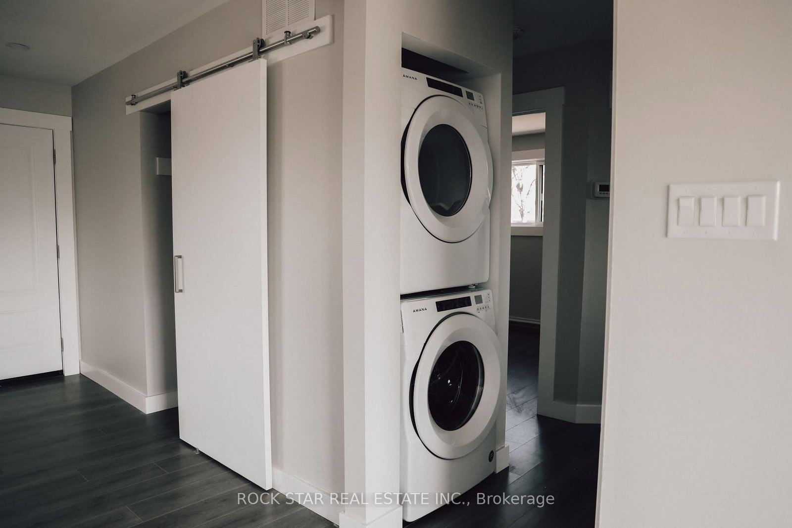 69 Austin Drive, Unit Upper - Photo 10