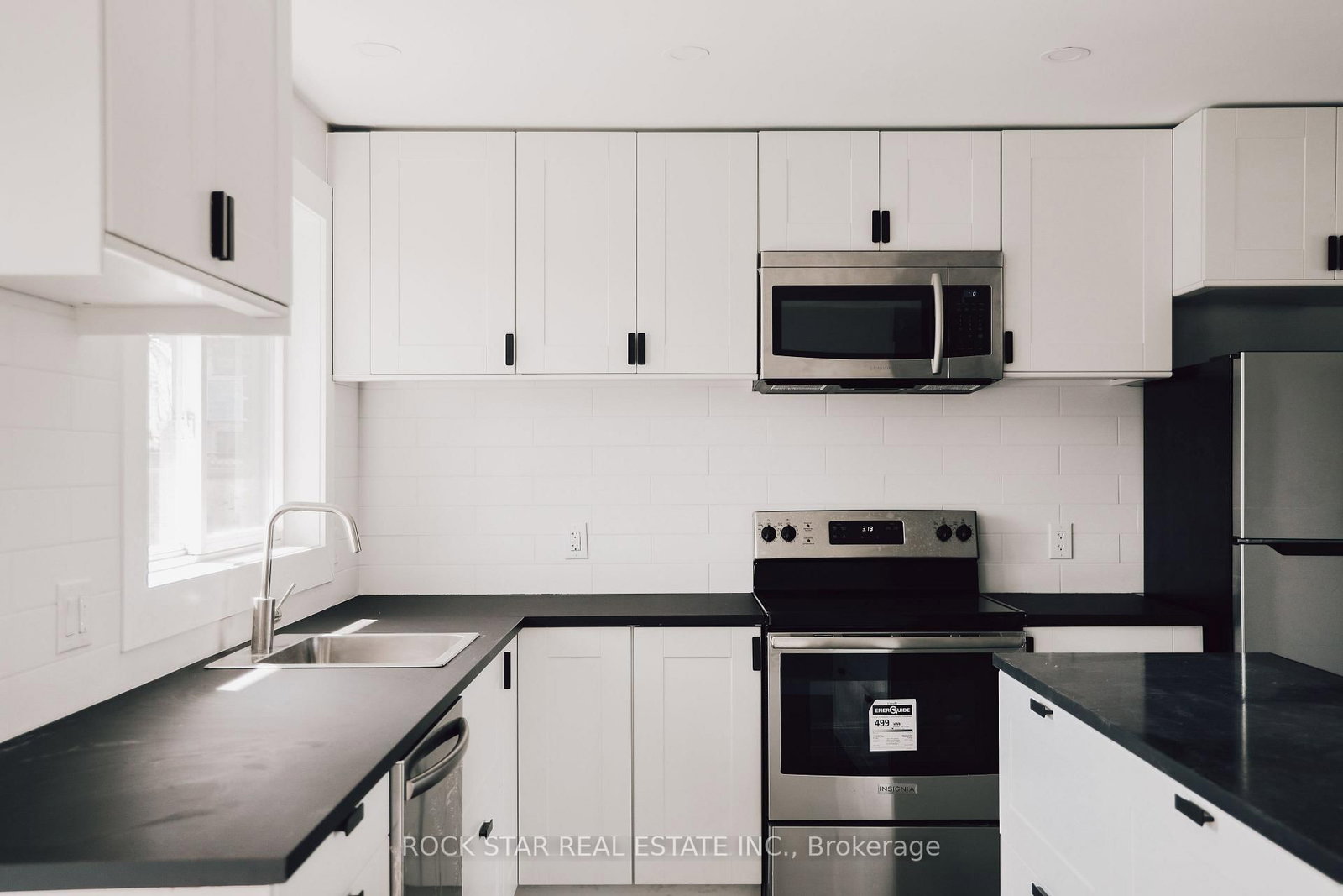 69 Austin Drive, Unit Upper - Photo 5