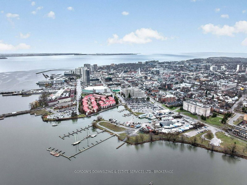 401 - 350 Wellington St, Kingston, K7K 7J7 | Image 3