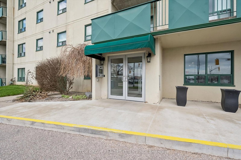 406 - 421 Fairview Dr, Brantford, N3R 7M3 | Image 2