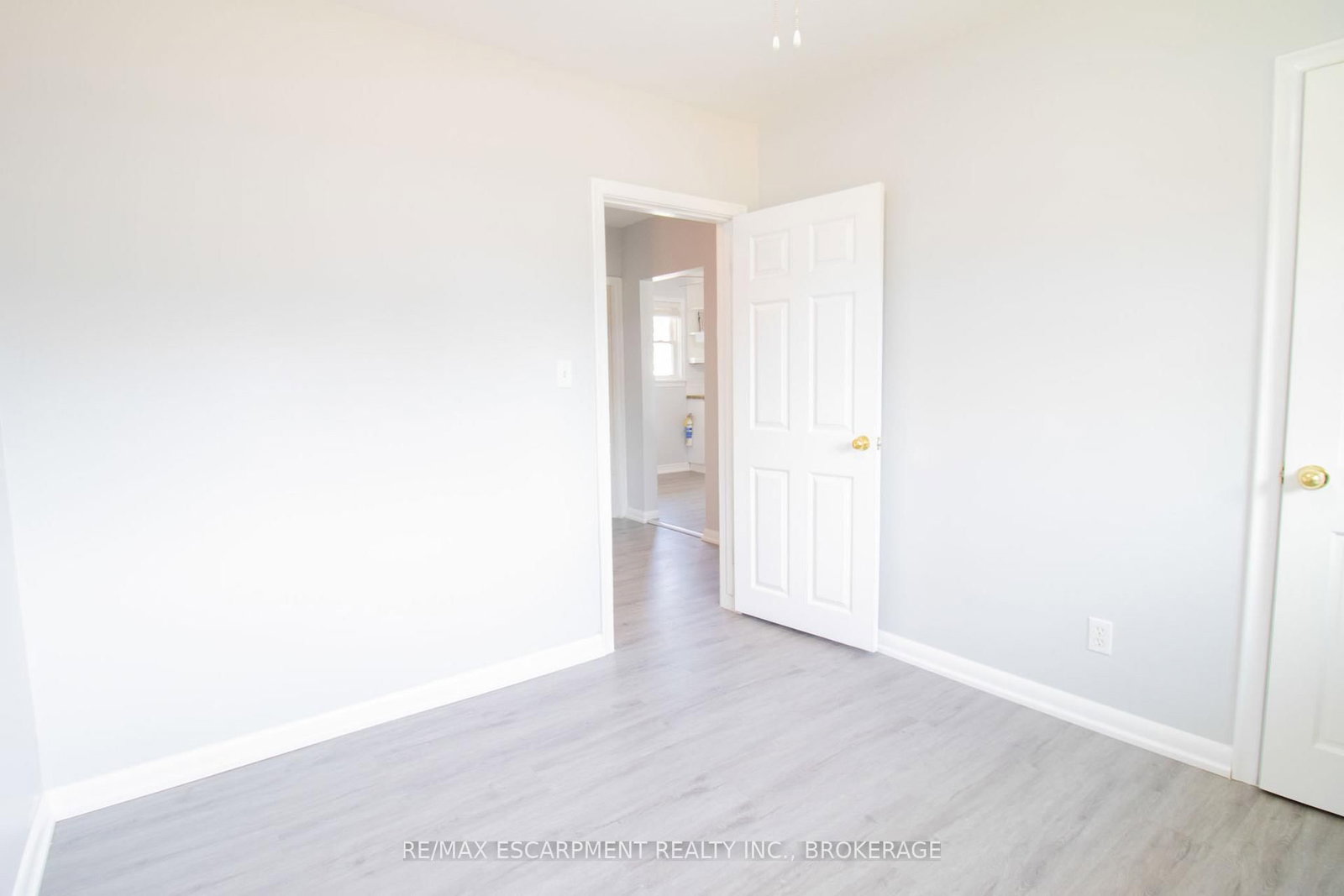 98 James Street E, Unit 1 - Photo 10